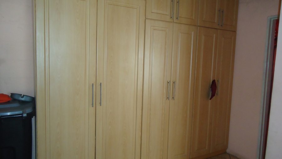 2 Bedroom Property for Sale in Chris Hani Park Western Cape